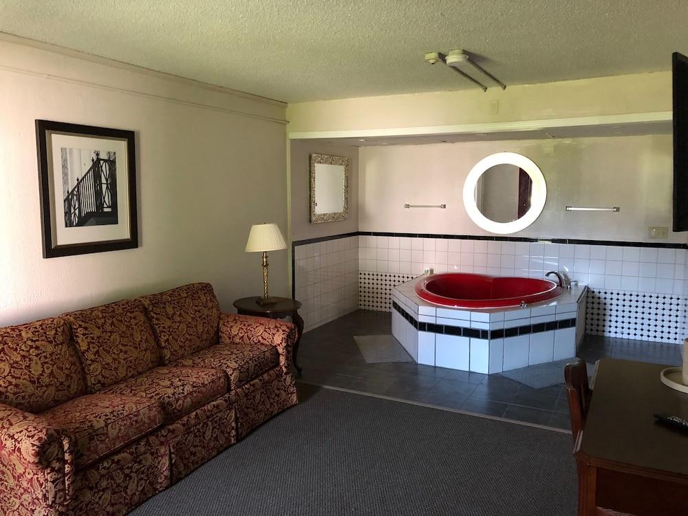 Whalers Inn And Suites New Bedford Eksteriør billede