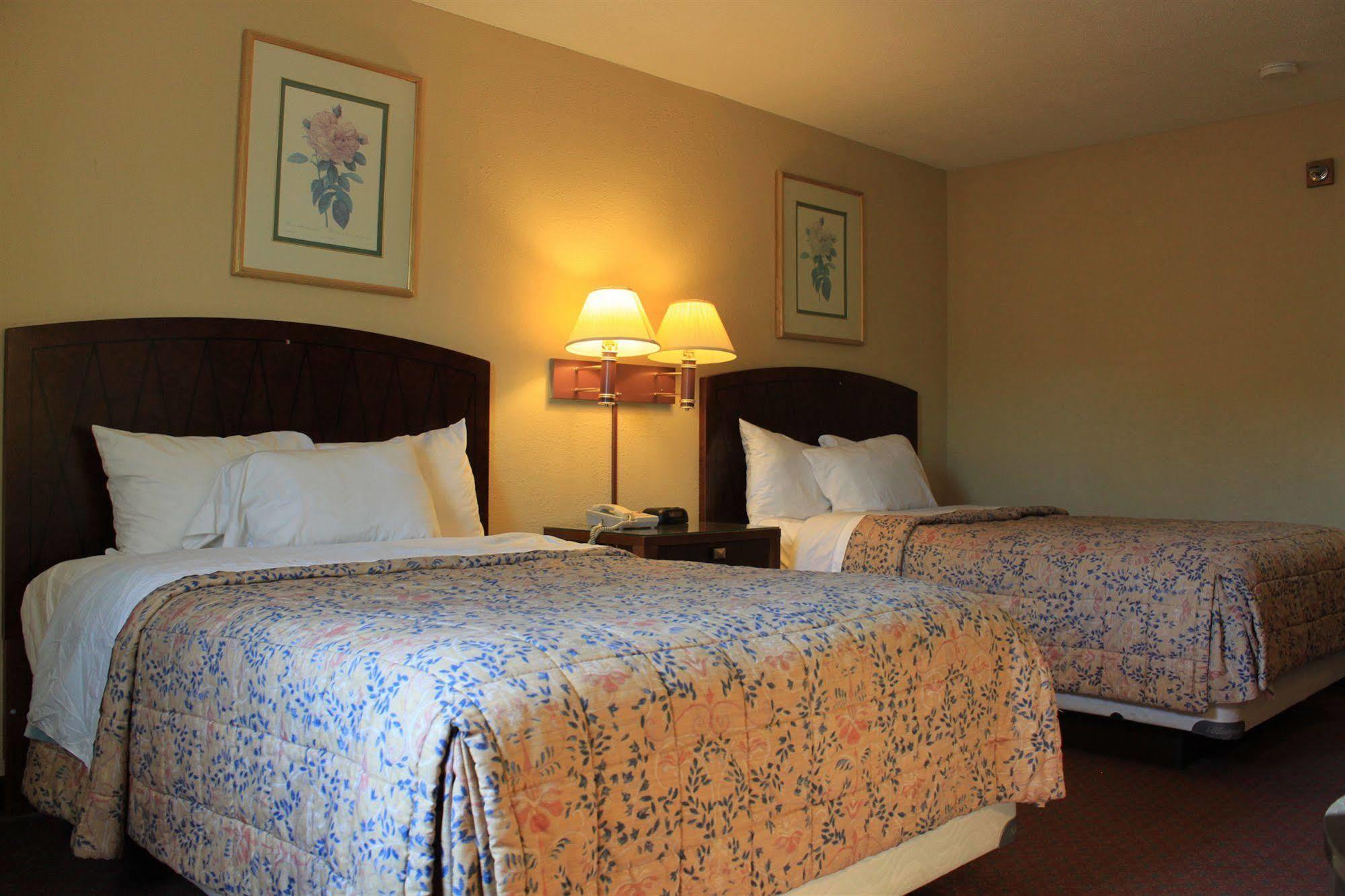 Whalers Inn And Suites New Bedford Eksteriør billede