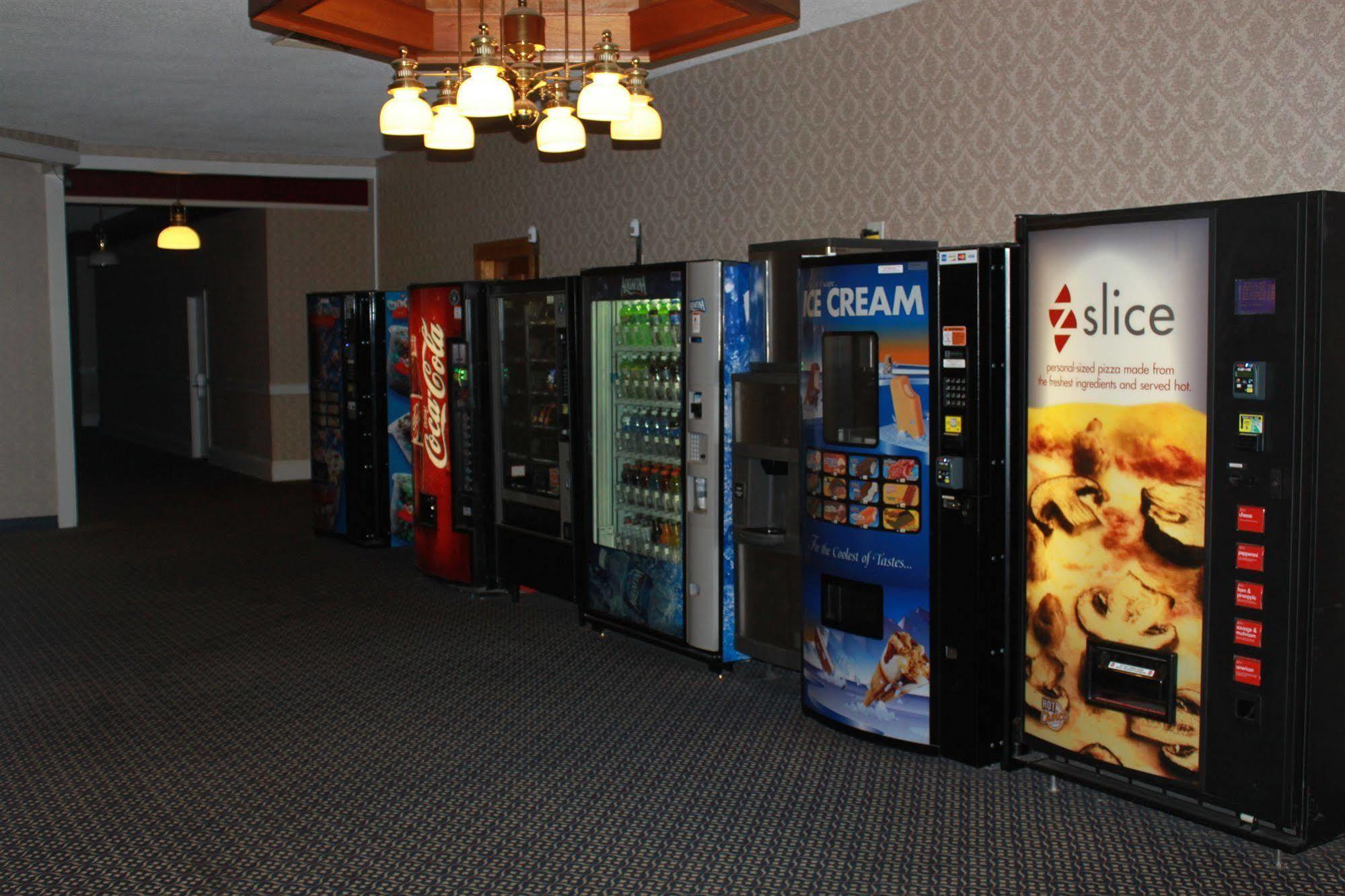 Whalers Inn And Suites New Bedford Eksteriør billede
